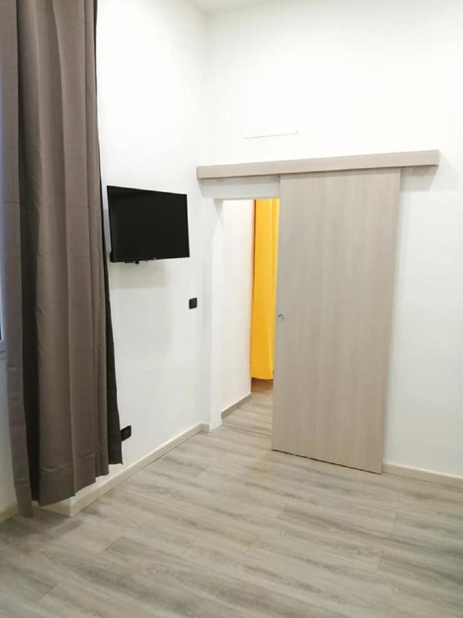 Appartamento Nuovo A 1 Minuto Dal Porto Livorno Buitenkant foto